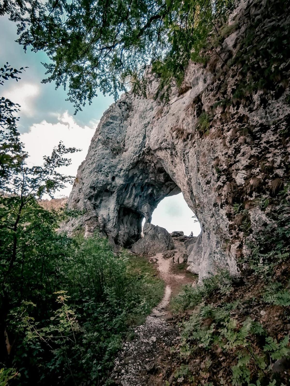 Pensiunea Tobo Baia de Fier Esterno foto